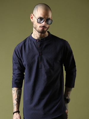 Voroxy Men Solid Straight Kurta(Blue)