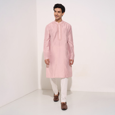 Indus Route by Pantaloons Men Solid A-line Kurta(Pink)