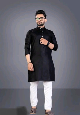 HEENGSHI Men Solid Straight Kurta(Black)