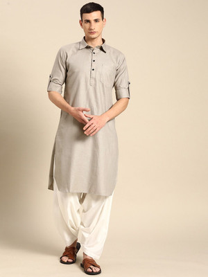 Rajubhai Hargovindas Men Solid Straight Kurta(Grey)