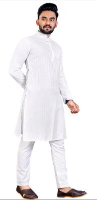 ORIFAB Men Solid Straight Kurta(White)