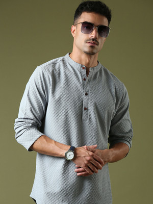 Voroxy Men Self Design Straight Kurta(Grey)