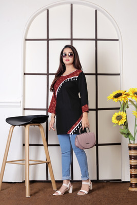 FULPARI Women Printed Straight Kurta(Black)