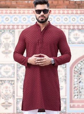 Lazzly Men Embroidered Straight Kurta(Maroon)