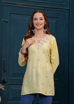 ALEXEY JAY Women Embroidered Straight Kurta(Yellow)
