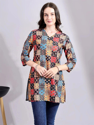 SHE AND HE Women Abstract Straight Kurta(Multicolor)