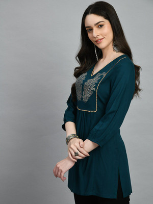 Deshopever Women Embroidered, Solid A-line Kurta(Dark Green)
