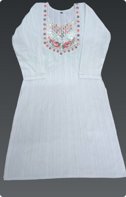 fayza collection Women Embroidered Straight Kurta(White)