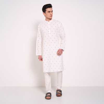 Indus Route by Pantaloons Men Dyed/Ombre A-line Kurta(Blue)