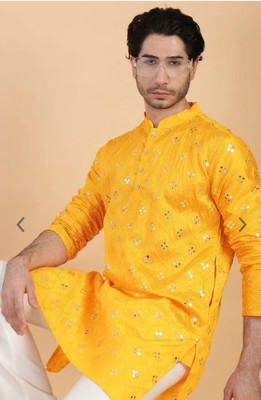 Mamta Biswas Men Embroidered Straight Kurta(Yellow)