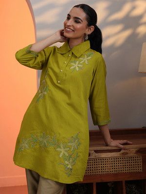 LIBAS Women Embroidered Straight Kurta(Green)