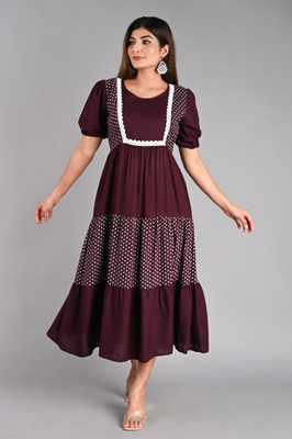 Sheffali Creation Women Self Design Flared Kurta(Maroon)