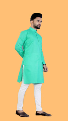 VINAARI Men Solid A-line Kurta(Green)