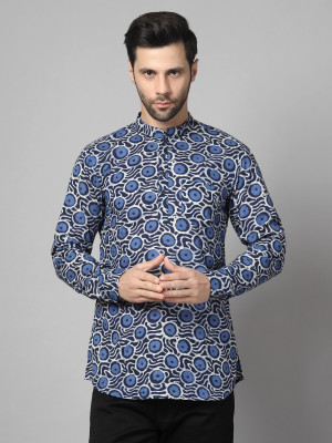 Vastraa Fusion Men Block Print Straight Kurta(Blue)