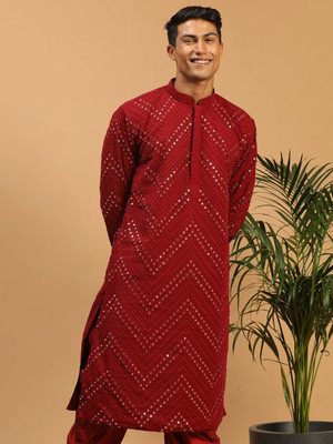 VASTRAMAY Men Self Design Straight Kurta(Maroon)