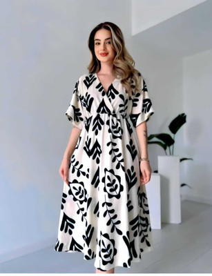 PS Creation Women Printed A-line Kurta(Black)