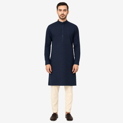 Tarannum Men Solid Straight Kurta(Dark Blue)