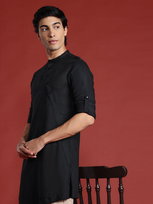 ANOUK Men Solid Straight Kurta(Black)