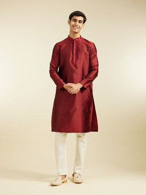 DIWAS by Manyavar Men Embroidered Straight Kurta(Maroon)