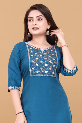 RIDDHI COLLECTION MALL Women Embellished A-line Kurta(Blue)
