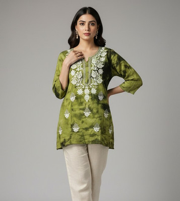 VELORA Women Embroidered A-line Kurta(Green)
