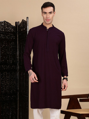 House of Pataudi Men Chikan Embroidery Straight Kurta(Purple)