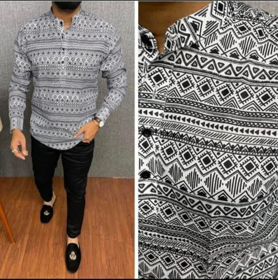 HouseOfCommon Men Printed Pathani Kurta(White, Black)