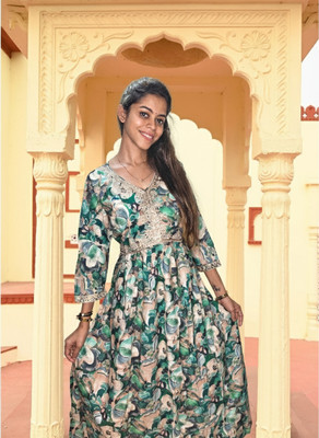 PickCell Women Embroidered Ethnic Dress Kurta(Green)