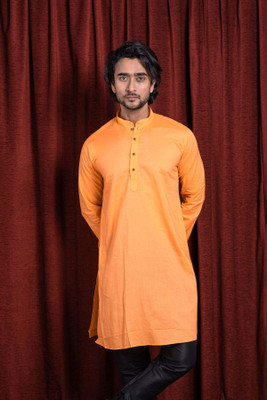 hamsafar Men Solid Straight Kurta(Orange)