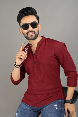 Nofilter Men Solid Straight Kurta(Maroon)