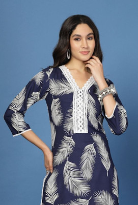 Daevish Women Floral Print Straight Kurta(Blue)