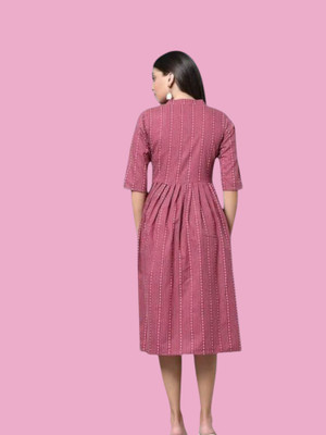Houseofcommonv Women Striped A-line Kurta(Maroon)