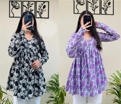CLANGER Women Floral Print Flared Kurta(Black)