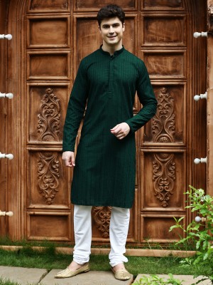 Sanwara Men Chikan Embroidery Straight Kurta(Dark Green)