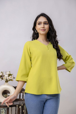 RAISHREE Women Self Design Straight Kurta(Green)