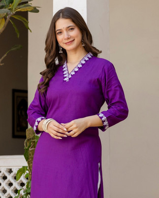 Surhi Women Embroidered Straight Kurta(Purple)
