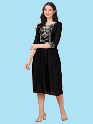 Ogha Women Embroidered A-line Kurta(Black)