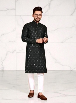 BISWAS Men Embroidered Straight Kurta(Black)