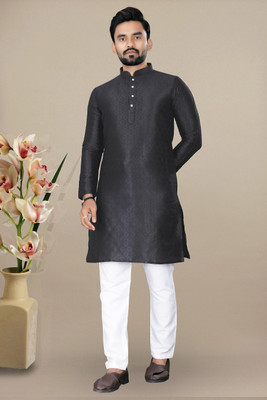 VALAKI Men Woven Design Straight Kurta(Black)