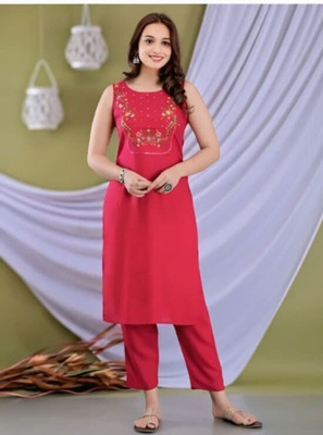 PIVORA Women Embroidered Straight Kurta(Maroon)