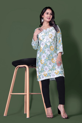 shivshakti faishon Women Chikan Embroidery A-line Kurta(Green)
