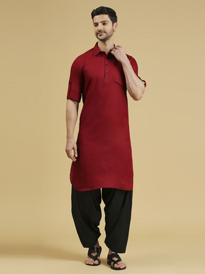 Rajubhai Hargovindas Men Self Design Pathani Kurta(Maroon)