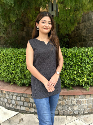 Majestykart Women Striped Straight Kurta(Black)