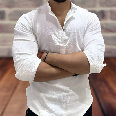 SHOOLIN Men Self Design Straight Kurta(White)