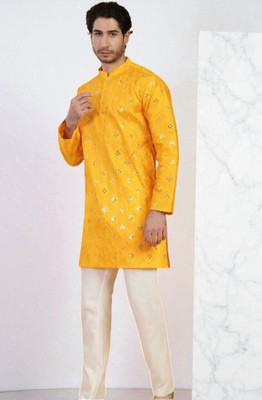 Biswas Trends Men Embroidered, Embellished Straight Kurta(Black)