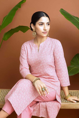 SS Fashion Women Printed Straight Kurta(Pink)