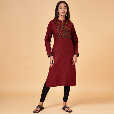 Rangmanch by Pantaloons Women Self Design Straight Kurta(Red)