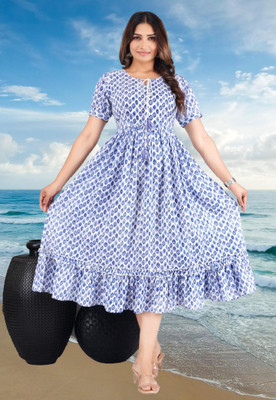 Shree Mahalaxmi Women Polka Print Flared Kurta(White, Blue)