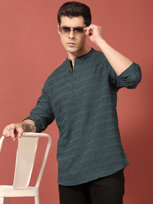 Voroxy Men Solid Straight Kurta(Green)