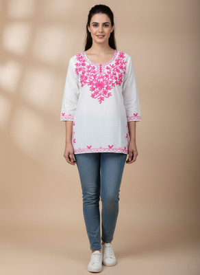 BANSII DHUN Women Embroidered Straight Kurta(White, Pink)